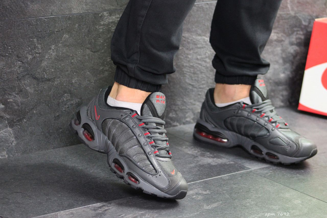 

Мужские кроссовки в стиле Nike Найк Air Max, серые 45 (29,1 см), Серый