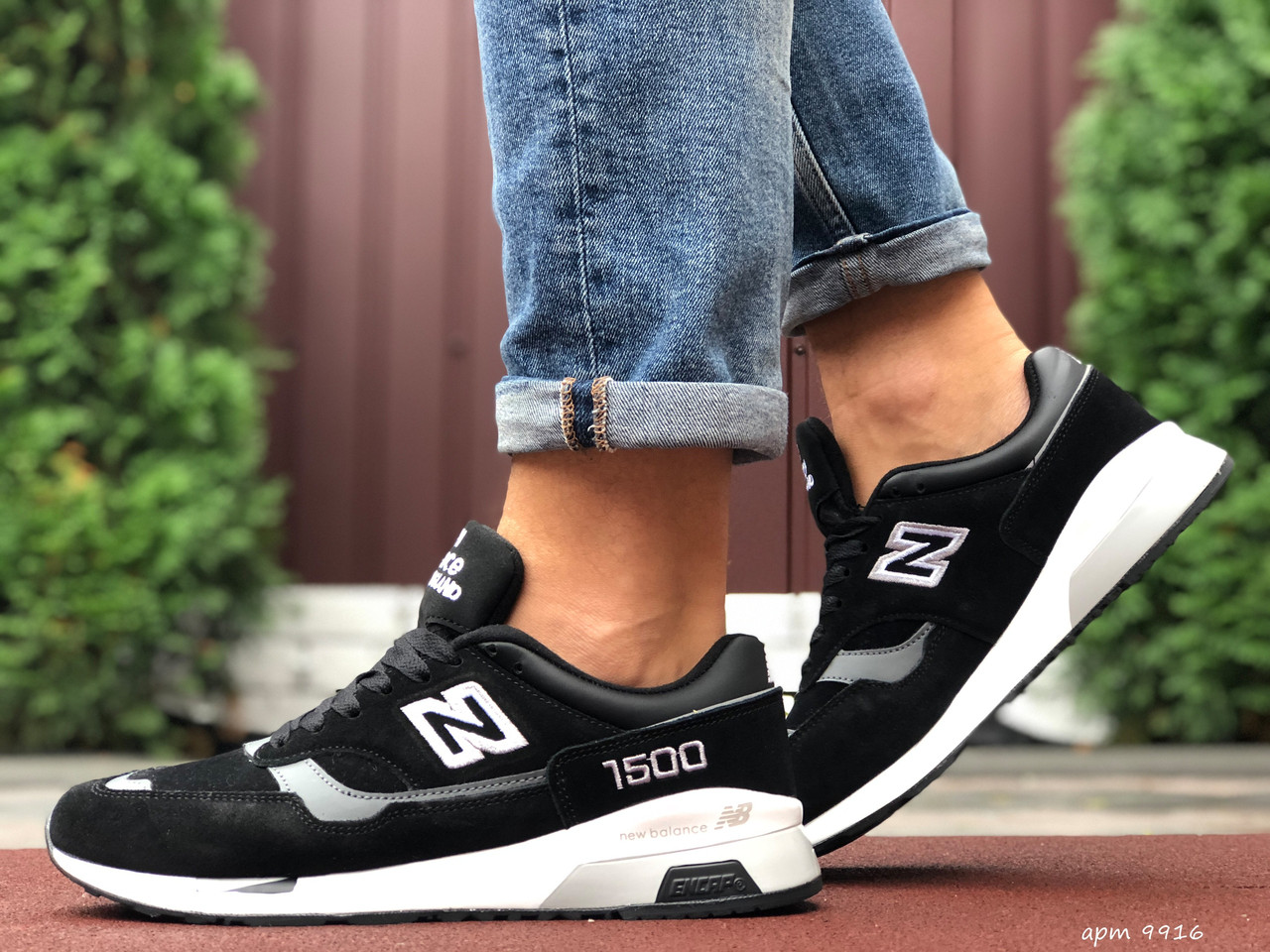 

Мужские кроссовки в стиле New Balance Нью беланс 1500, кожа, черные с белым 46 (29,5 см), Черный