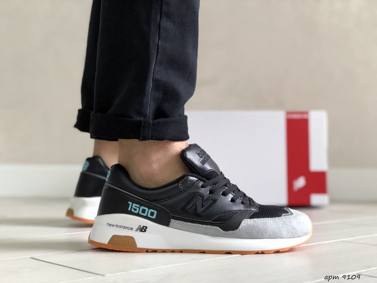 

Мужские кроссовки в стиле New Balance Нью беланс 1500, кожа, черные с серым 42 (26,5 см), Черный