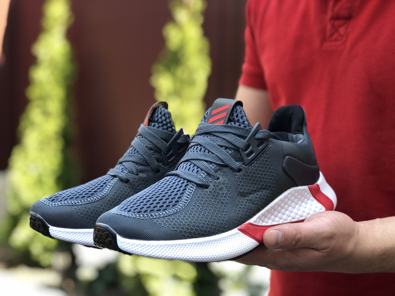 

Мужские кроссовки в стиле Adidas Адидас, серые с белым 44 (27,5 см), Белый