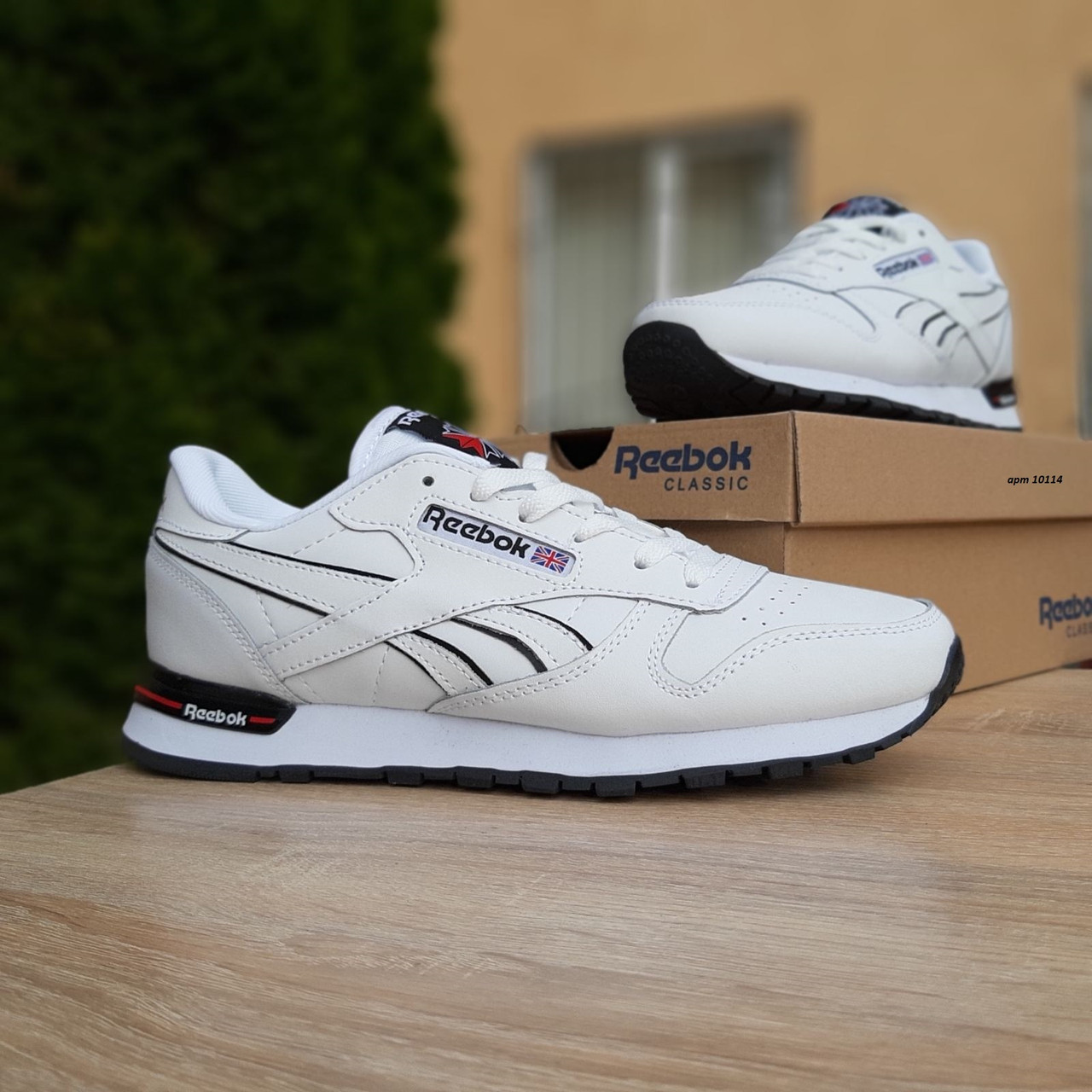 

Мужские кроссовки в стиле Reebok Рибок Classic, кожа, белые с черным, 44р, Белый