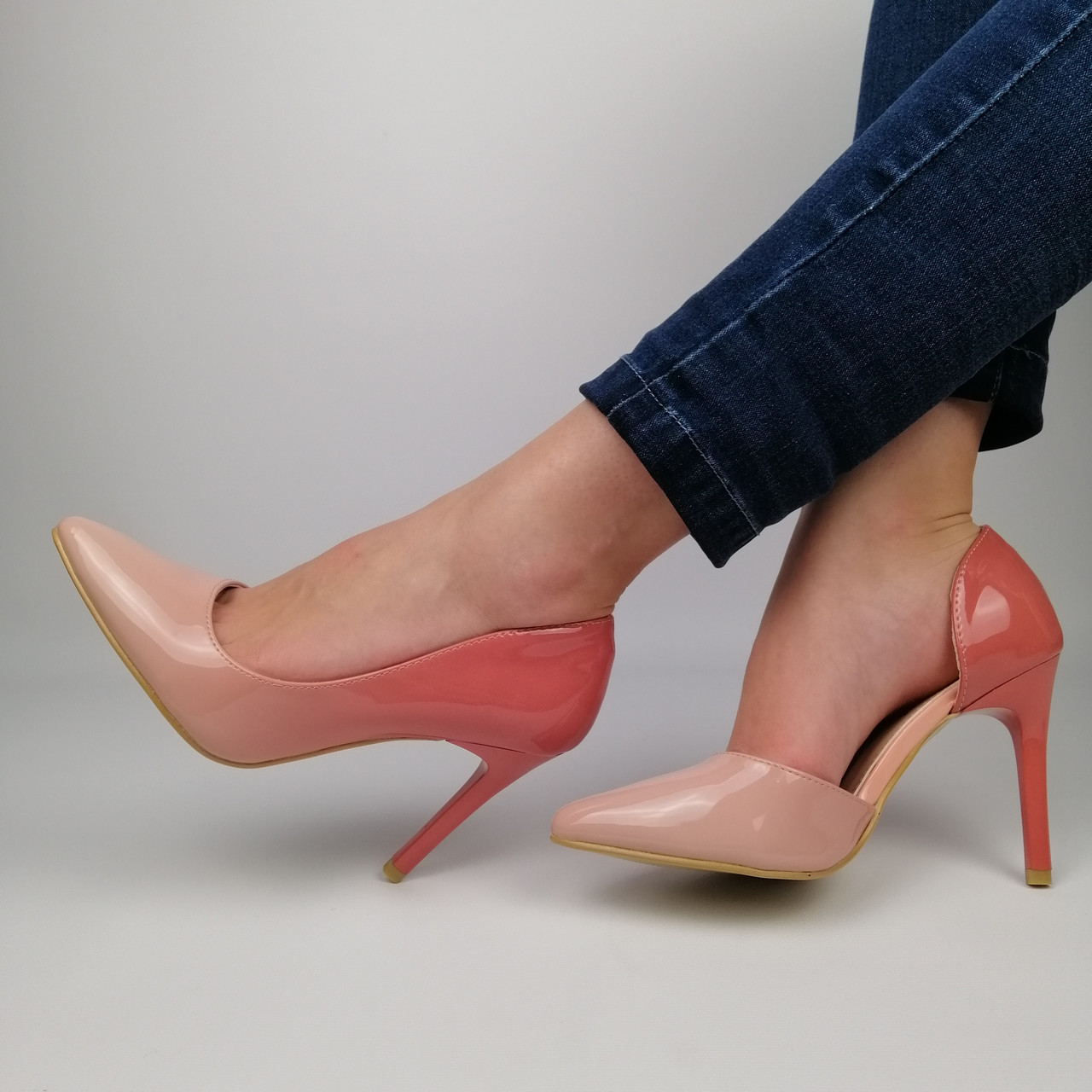 

Женские лакированные туфли на каблуке, розовый амбре 40 (26,4 см), Разные цвета