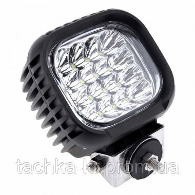 

Фара-LED Квадрат 48W (3W*16) 10-30V 125*110*88mm Ближний/Flood (22-48W) (1шт) 2707