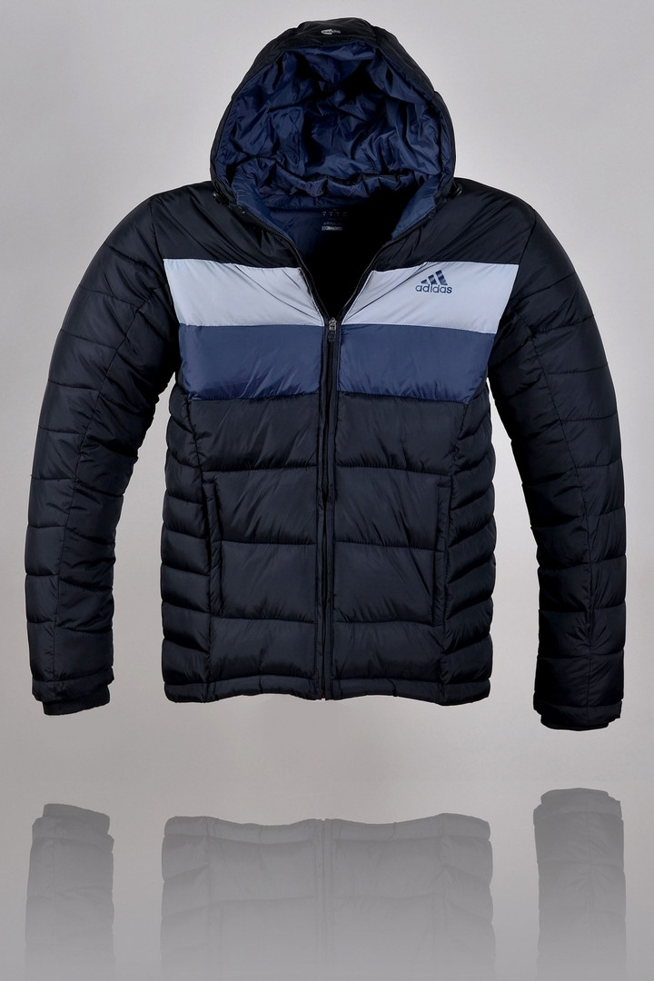 

Куртка Adidas. (1306-1) M