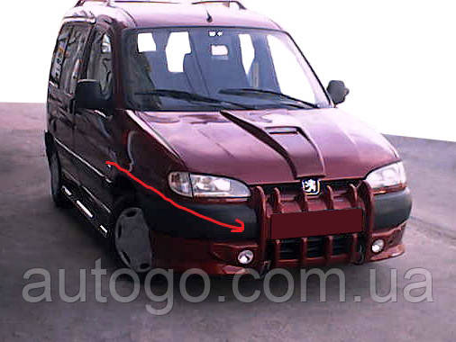 

Накладка на передний бампер Клыки (под покраску) Citroen Berlingo 1996-2008 гг.