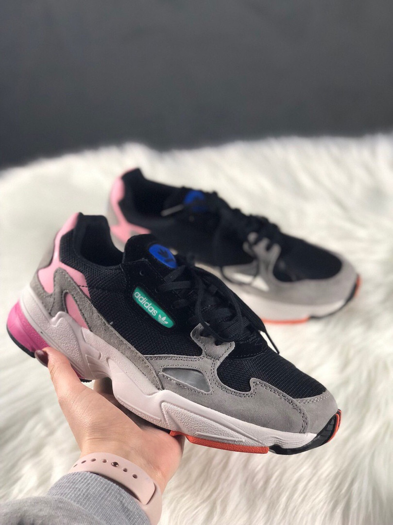 

Adidas Falcon Core Black Light Granite (Черный)38-39-40-41-42-44-45, Серый