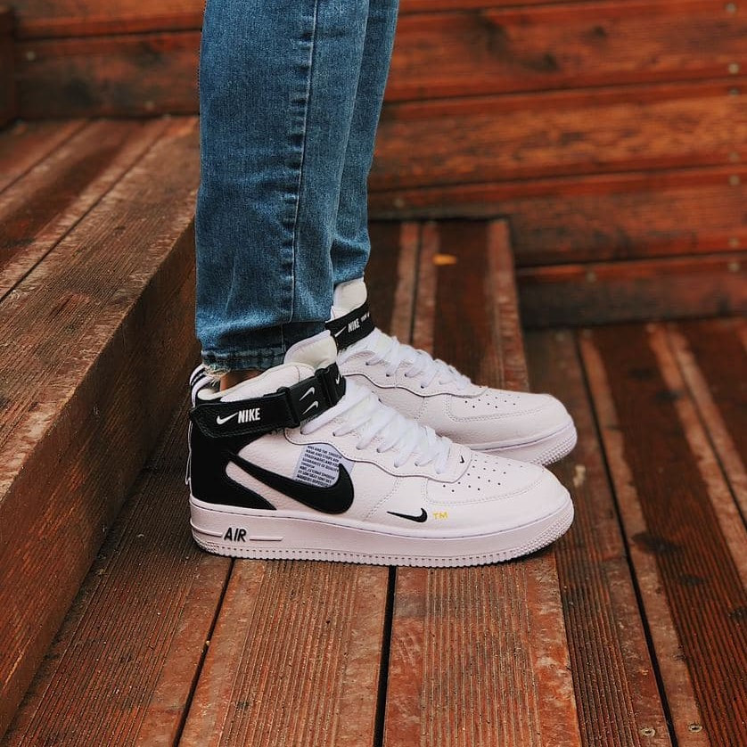 

Мужские кроссовки Nike Air Force High White Fur / Найк Аир Форс Высокие Белые 45, Белый