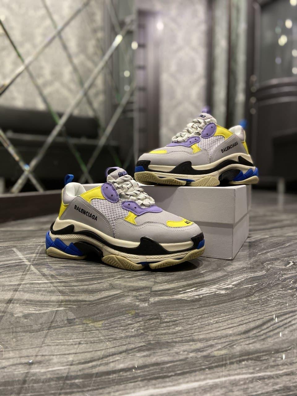 

Женские кроссовки Balenciaga Triple S Grey Yellow / Баленсиага Трипл С Серые Желтые 39, Серый