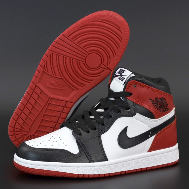 

Мужские кроссовки Nike Air Jordan 1 Retro кожа, красный, белый, черный 43, Разные цвета