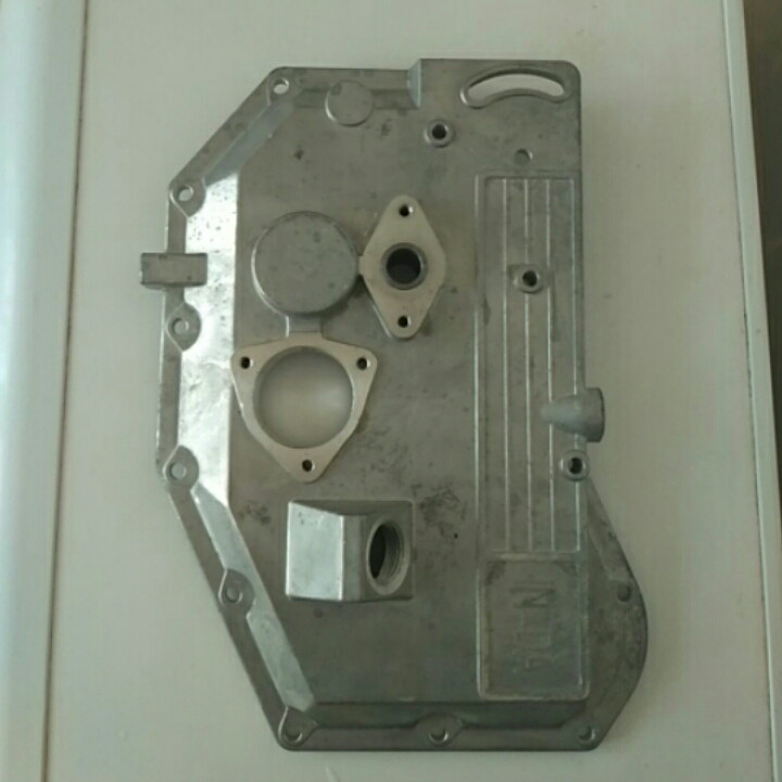 

Крышка блока длинная R175, R180 (7-8 л.с.)