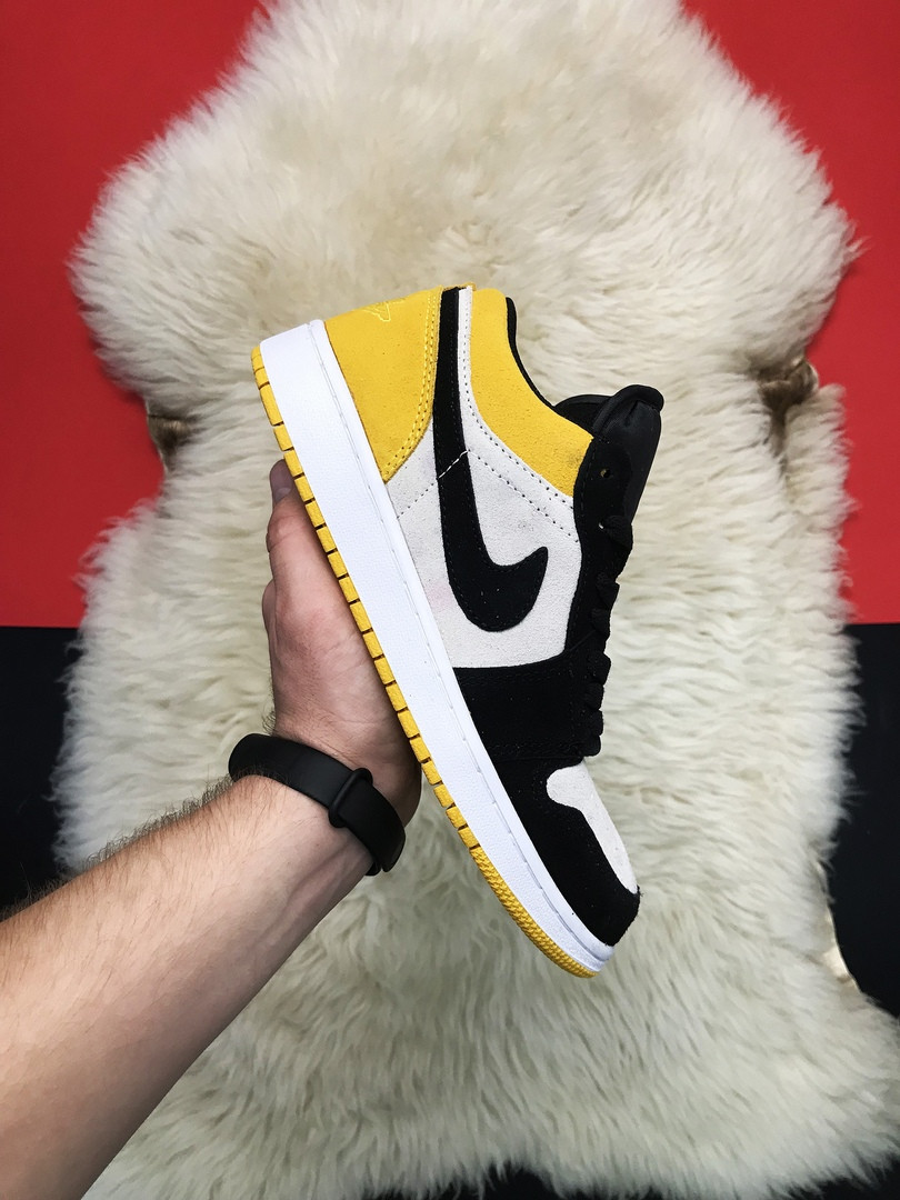 

Nike Air Jordan 1 Low Black Toe (Желтый)