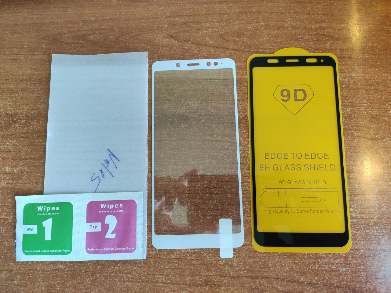 

Защитное стекло 9d для Xiaomi Redmi Note 5