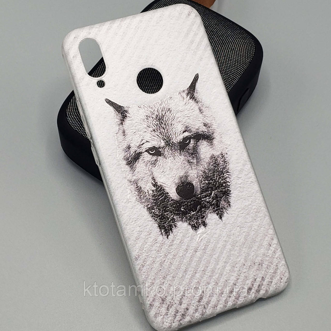 

Дизайнерский чехол для HUAWEI NOVA 2 WOLF