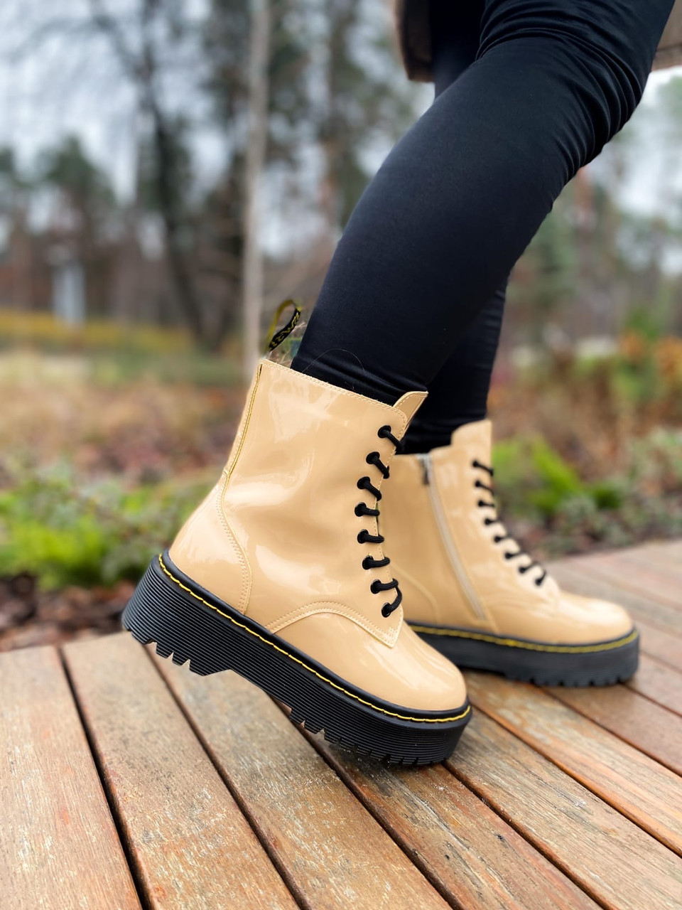 

Ботинки зимние Dr.Martens Jadon Beige Patent, Доктор Мартинс, лаковая кожа, мех, код KS-3304 41, Бежевый