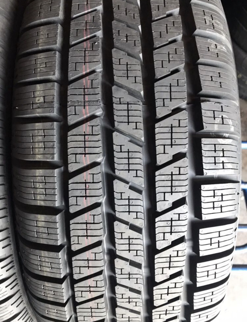 

235/60/18 R18 Pirelli Scirpion Ice Snow