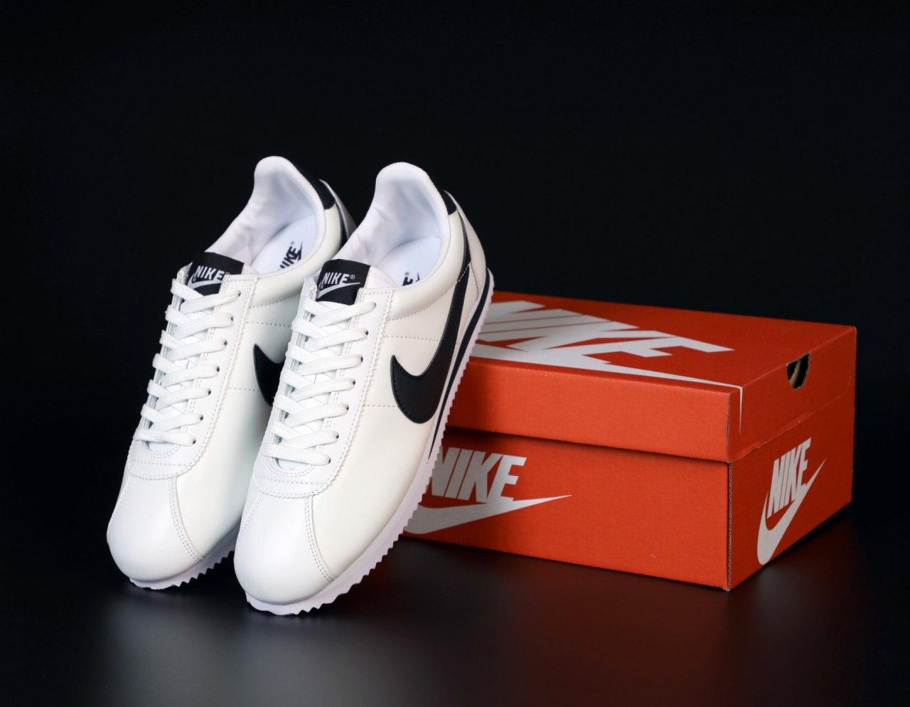 

Мужские кроссовки Nike CORTEZ White / Найк Кортез Белые 43, БЕЛЫЙ