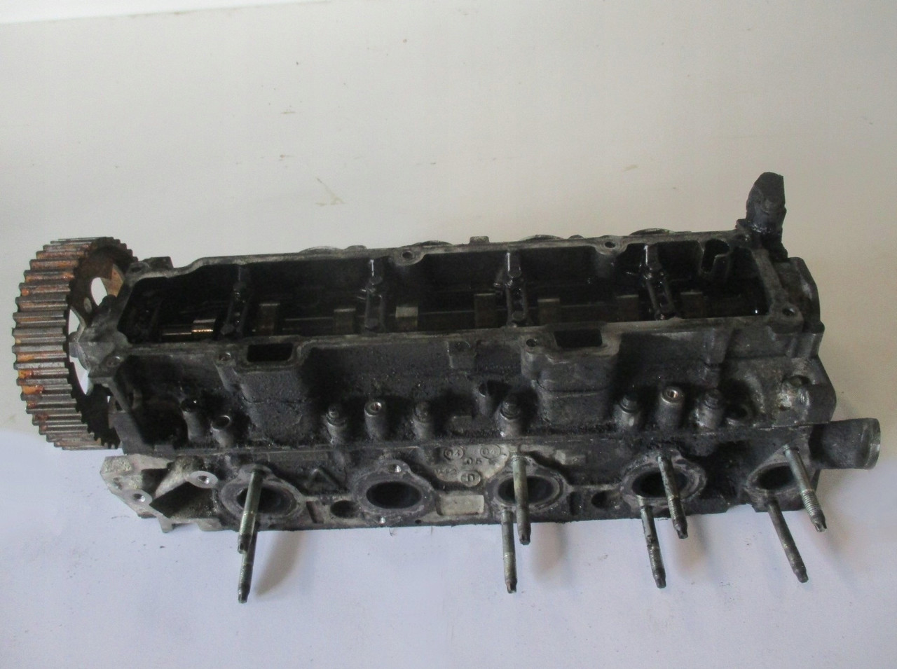 

Головка блока FORD FIESTA V MK5 1.4 DCI 05R B0959213 Под заказ 2-4дн