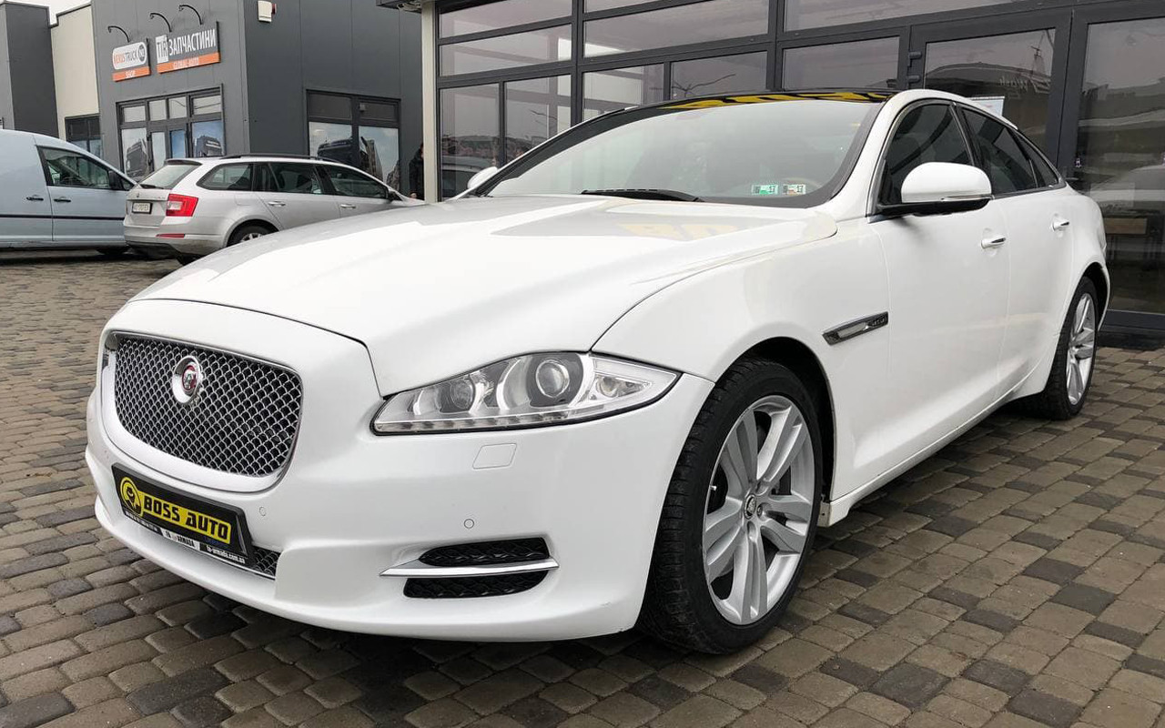 

Jaguar XJ 3.0 2013