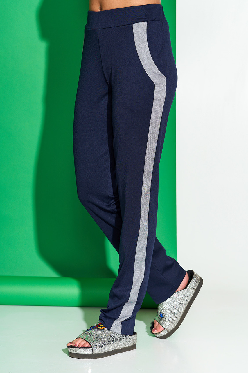 

Женские спортивные брюки Woman Fashion А-136 синие (р 44-54) 46, Синий