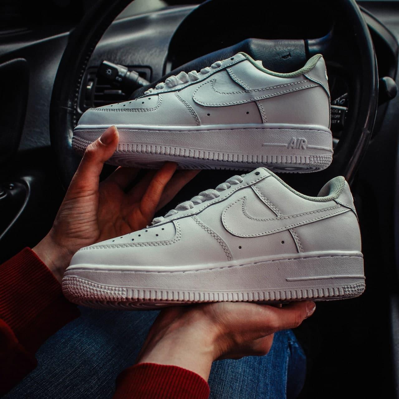 

Кроссовки женские Nike Air Force 1 Low White. Женская обувь белого цвета Найк Аир Форс 1 Лоу Вайт., Белый