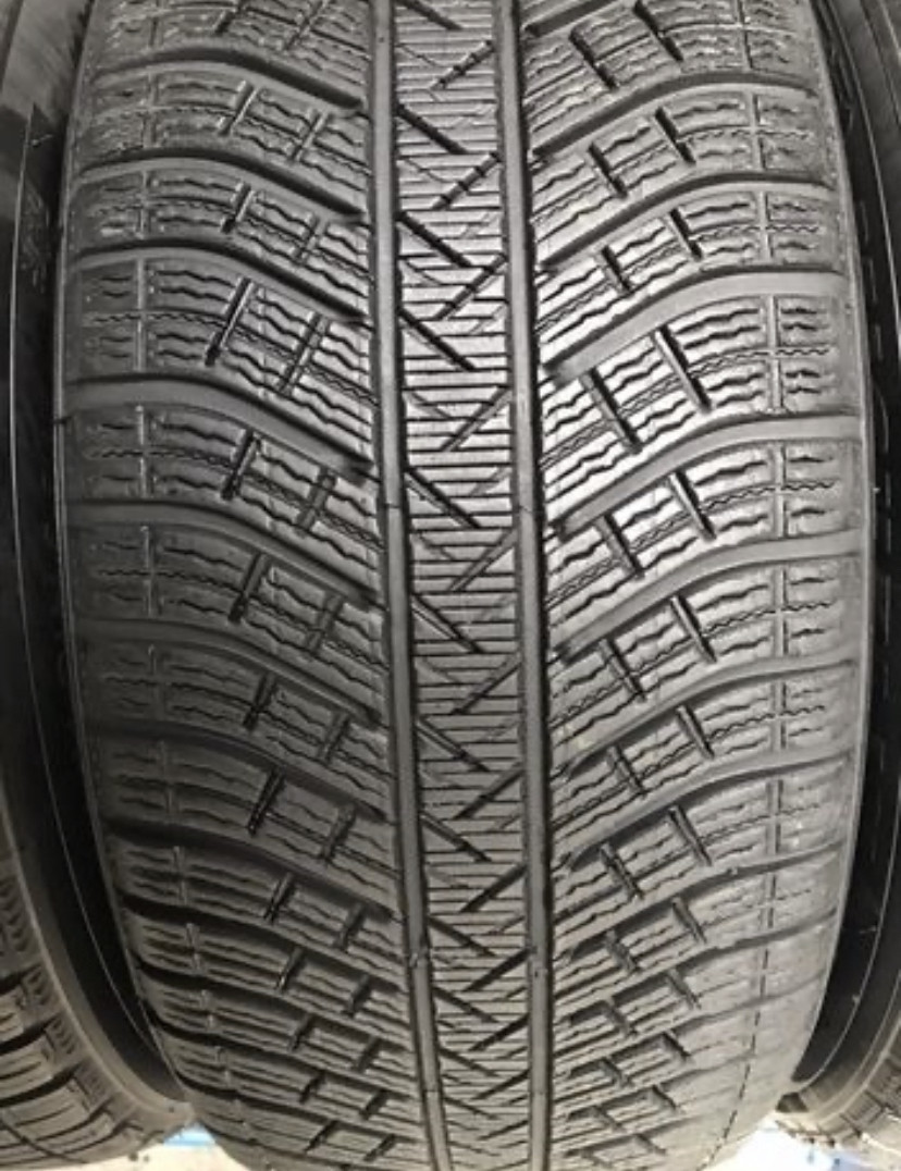 

275/50/19+255/55/19 R19 Michelin Latitude Alpin 5