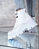 Женские белые кожаные ботинки на тракторной подошве Милитари демисезонные, фото 2