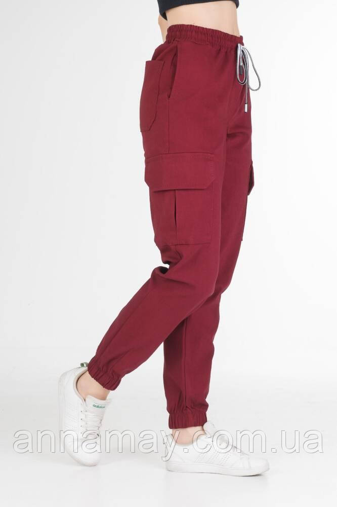 

Спортивные женские брюки карго стрейчевые, штаны джогеры из стрейч-котона с накладыми карманами VS 1130 бордо, Бордовый