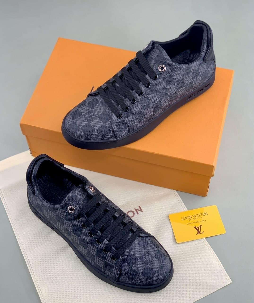 

Louis Vuitton Frontrow Sneaker мужские кроссы темно-серые. Модные кроссовки для парней Луи Витон, Темно-серый