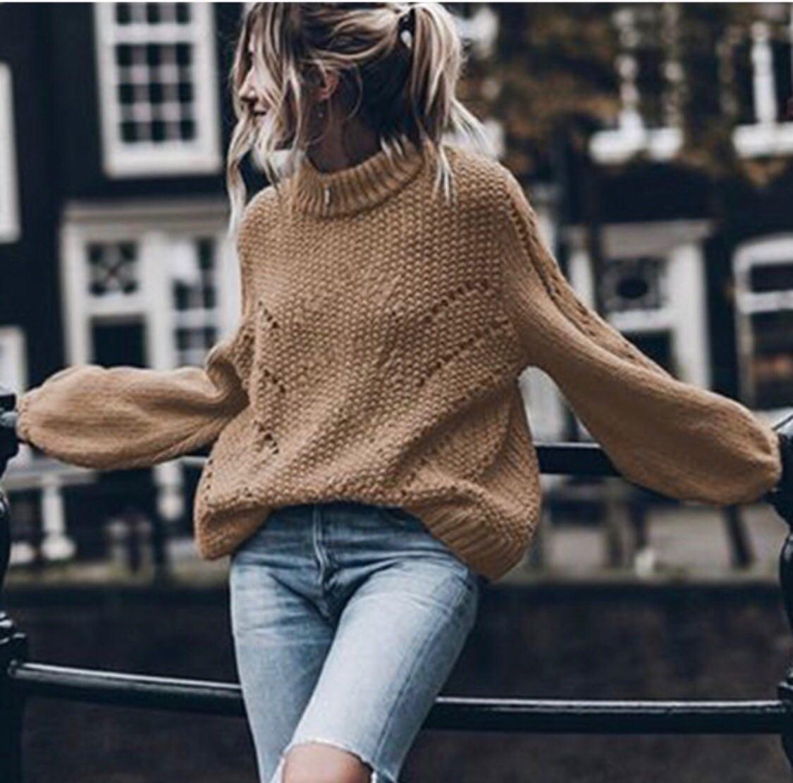 

Теплый объемный свитер oversize коричневый, Разные цвета