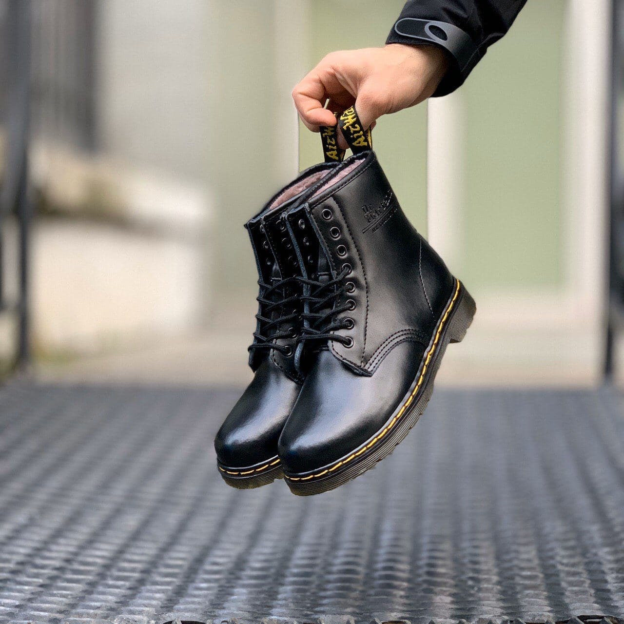 

Зимние ботинки Dr. Martens 1460 Black (МЕХ) 39, Разноцвет