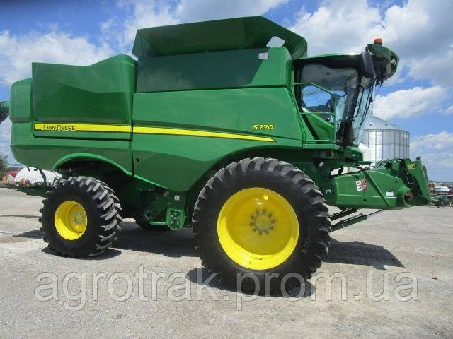 

Комбайн John Deere S770