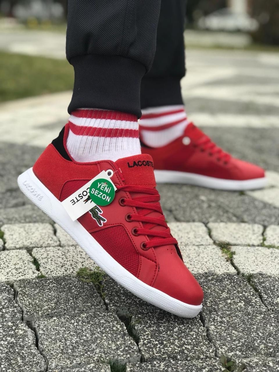 

Мужские красные с белым кроссовки Lacoste, Белый с красным