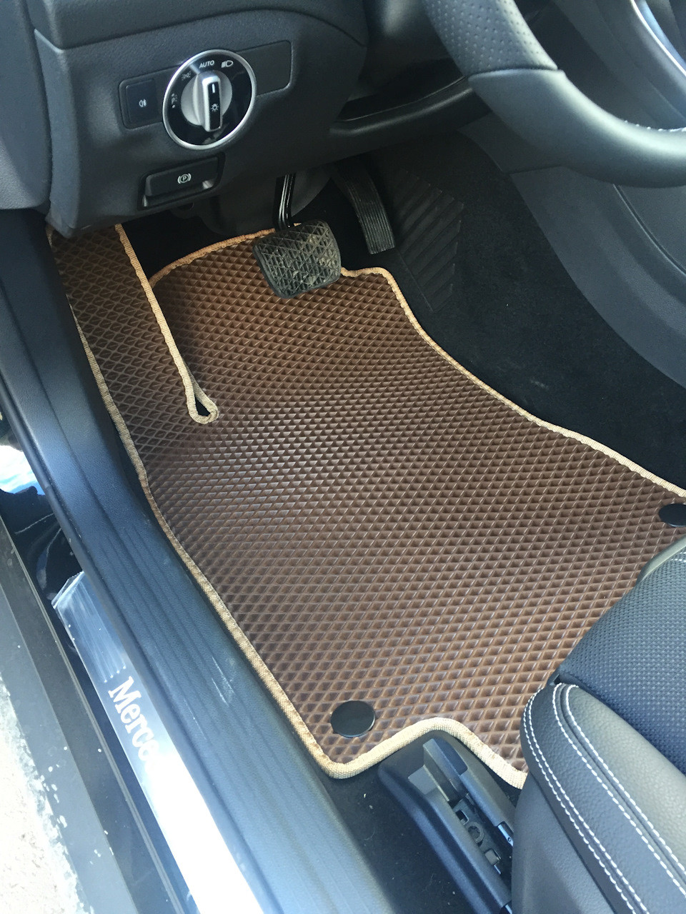 

Коврики в салон передние Volkswagen Golf 7 (EVA)