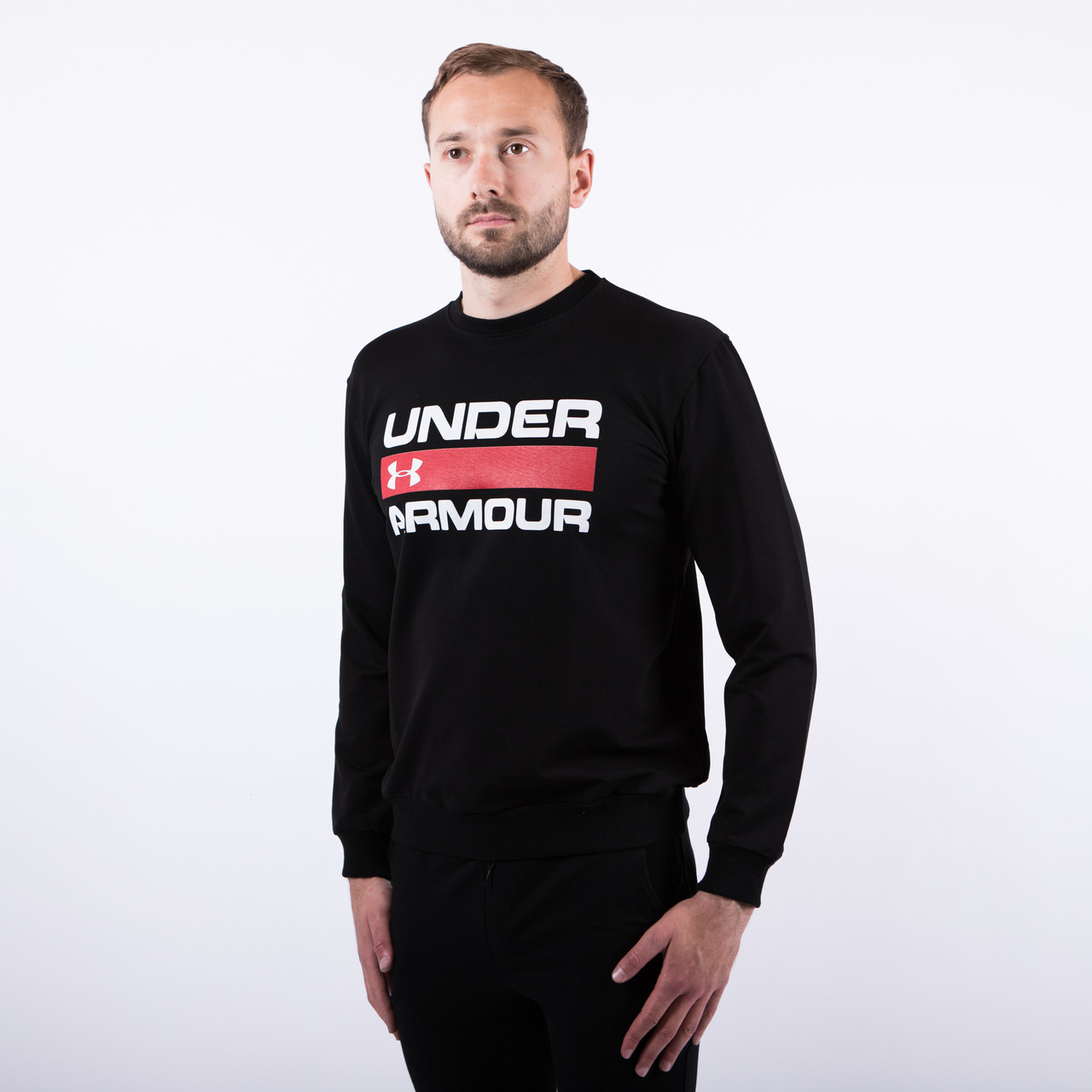 

Мужской чёрный свитшот с принтом "Under Armour", Черный