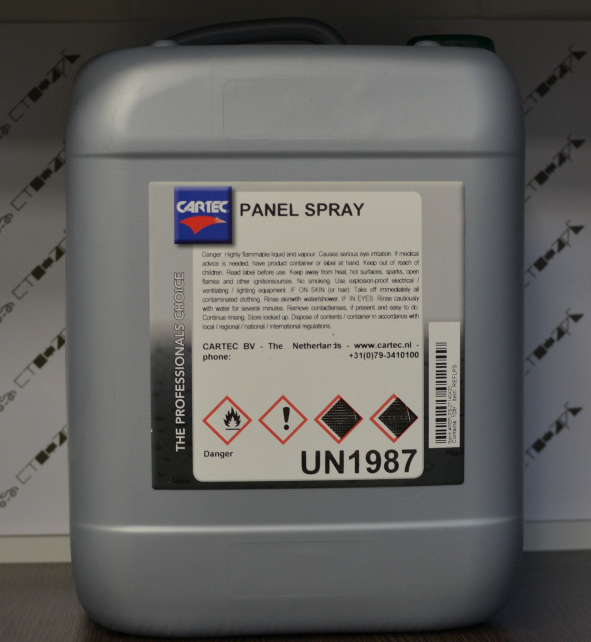 

Очиститель под полироль с распылителем Сartec Panel Spray with sprayer, 20л