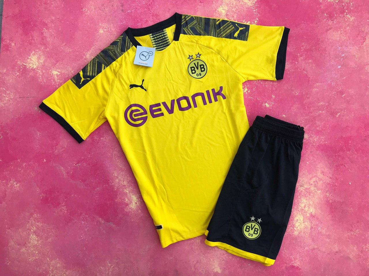 

Футбольная форма ФК Борусия Дортмунд (Borussia Dortmund