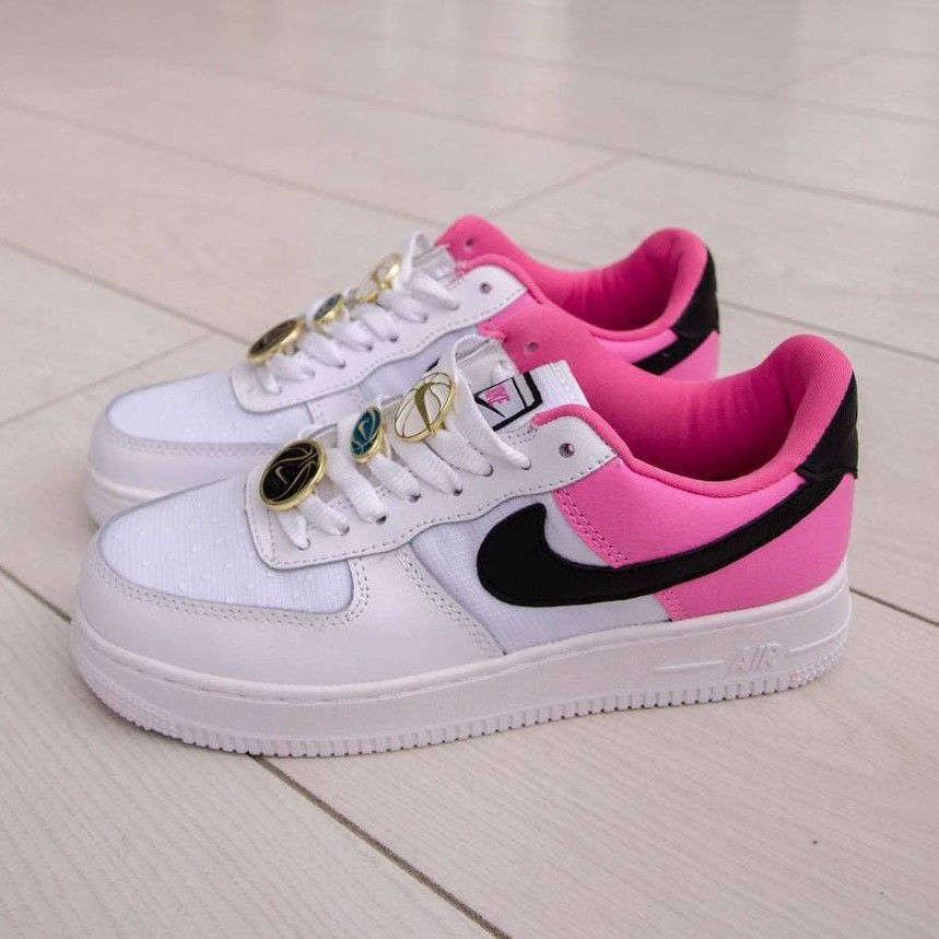 

Nike Air Force 1 White Pink| кроссовки женские; белые/розовые; осенние/весенние; найк 40, Белый