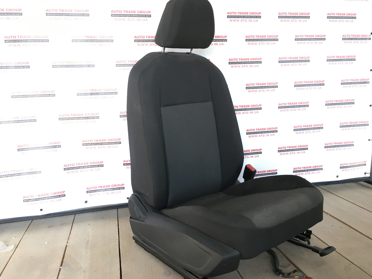 

Пассажирское сидение тряпка VW Jetta USA 19