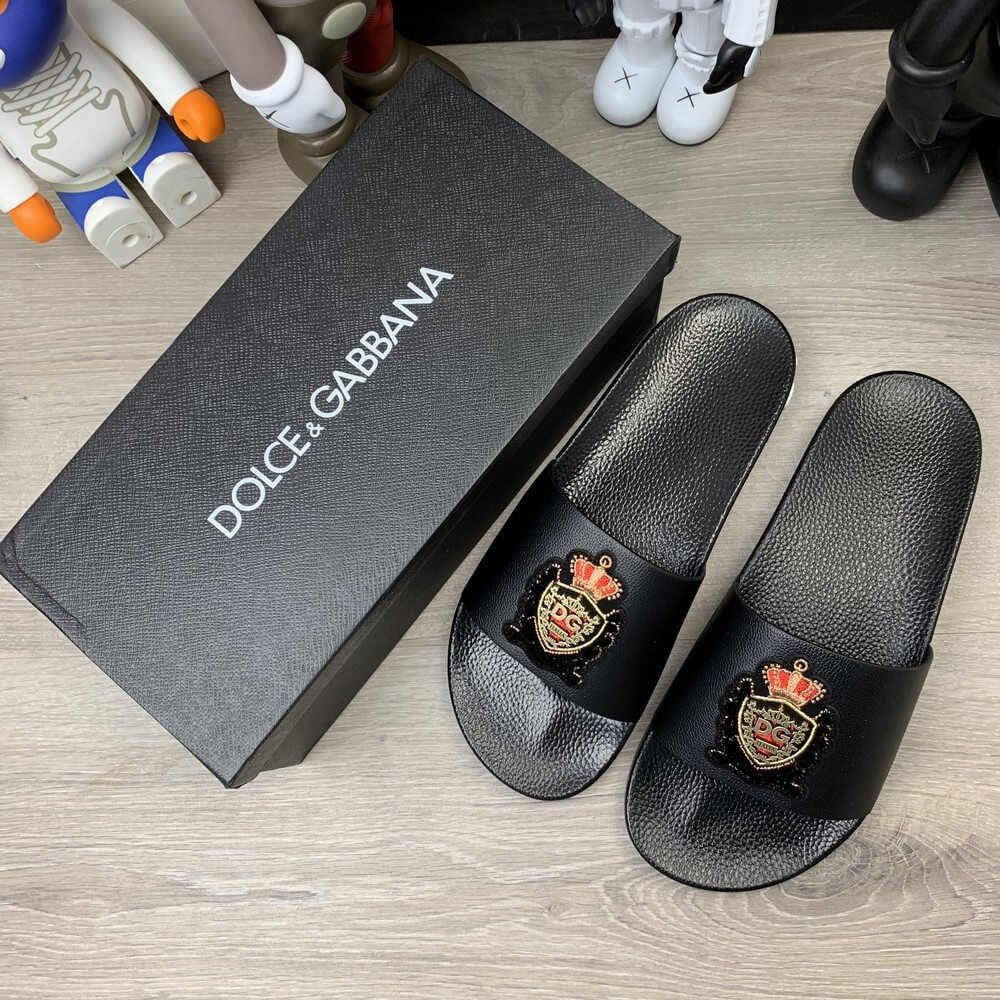 

Шлепанцы мужские Dolce Gabbana Saint Barth Black черны, кожа, Лето, повседневные, стильные 40