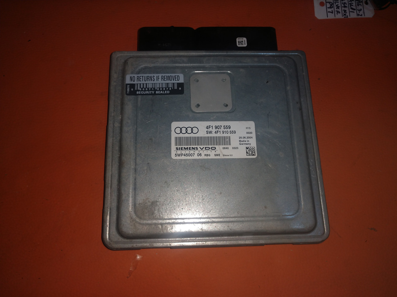

Блок управления двигателем для Audi A6 C6 2004-2011 4F1907559