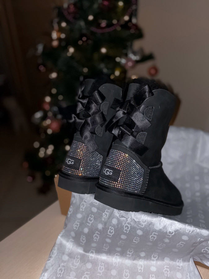 

Угги женские UGG Black hig натуральные внутри овчина