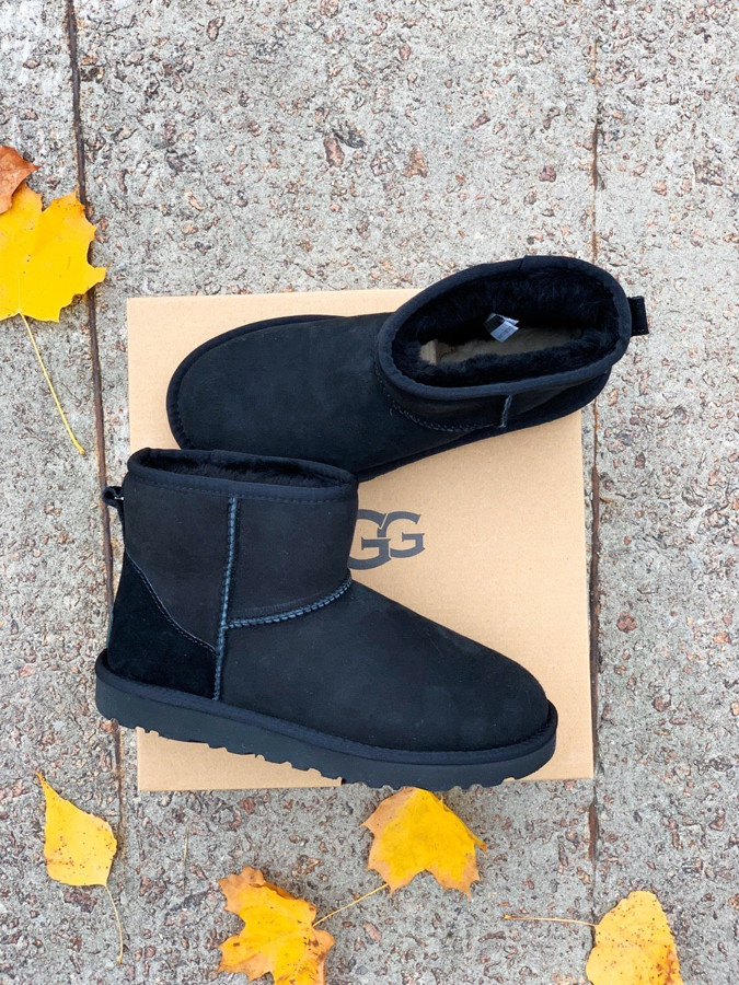 

Угги женские Mini Black Suede натуральные внутри овчина