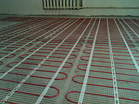 Після монтажу електричної підлоги покриття перетворюється на своєрідну термопанель
