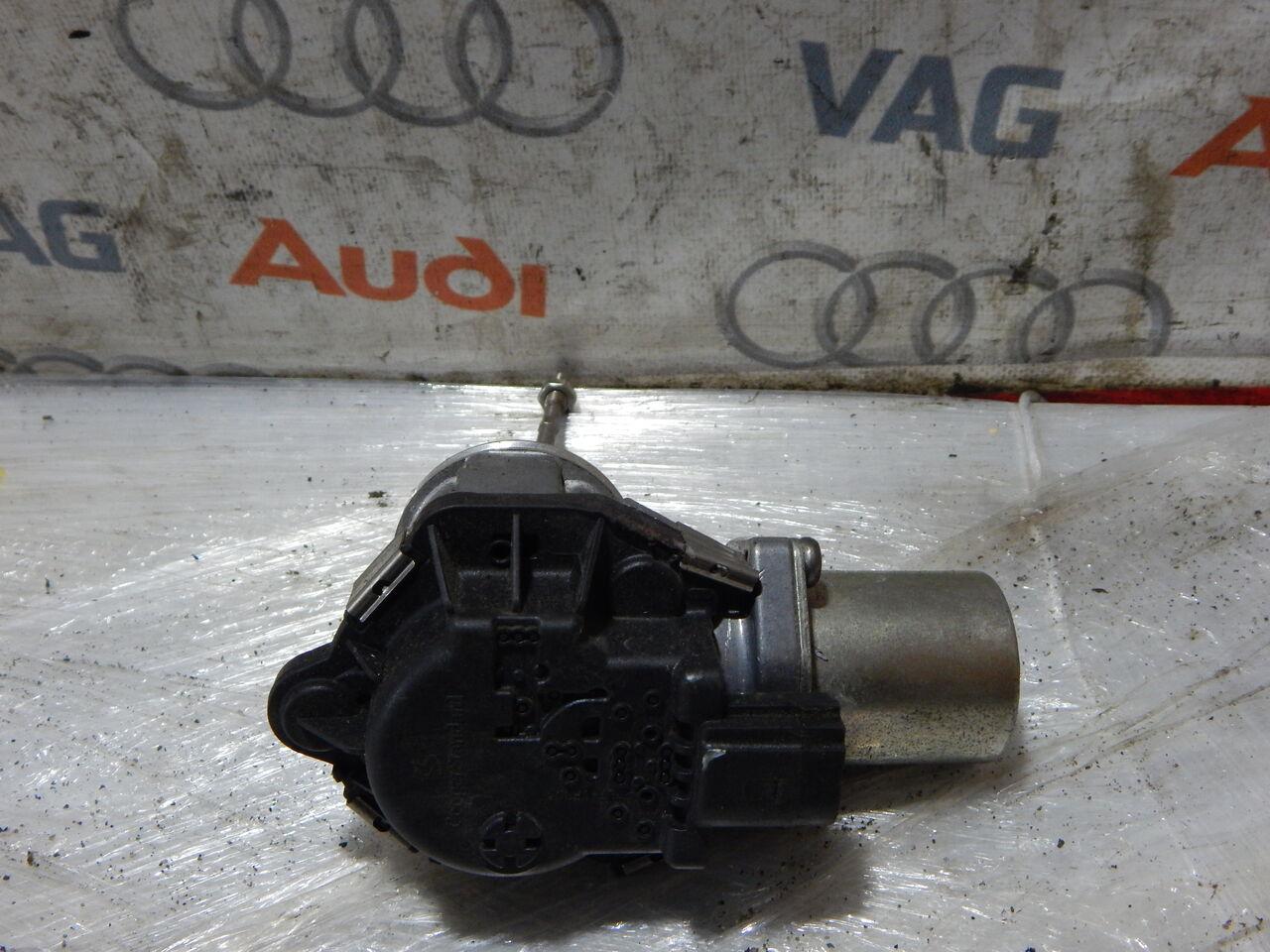 

Б/У Вакуумный клапан турбины AUDI A4 A5 A6 A7 Q7 Q8 06L145614B