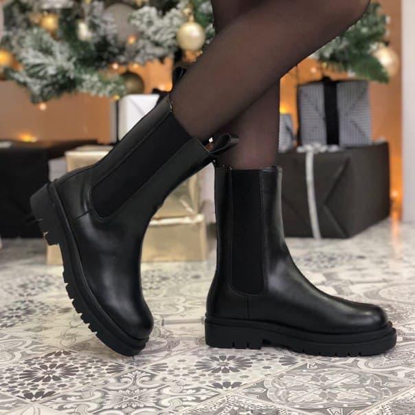 

Женские ботинки Bottega Veneta Boots из кожи, Черный
