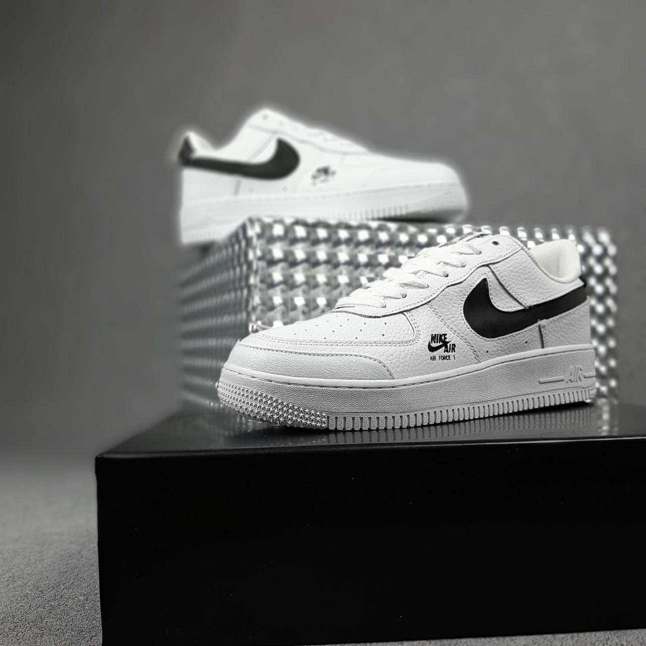 

Кроссовки мужские Nike Air Force 1 белые, Найк Аир Форс, натуральная кожа, прошиты. Код OD-10352 44, Белый