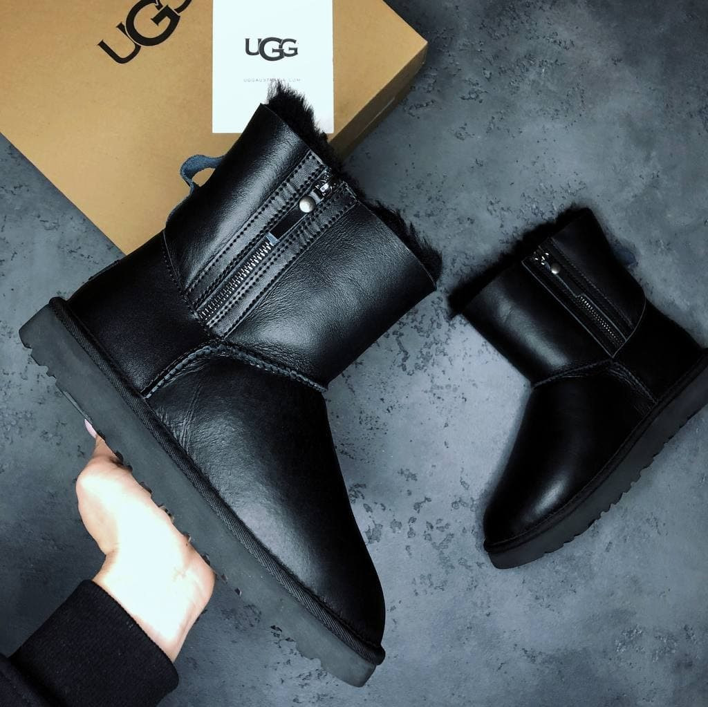 

UGG Classic Mini II Boot ZIP black leather | полностью натуральные; черные; мини угги; кожаные; молния 41