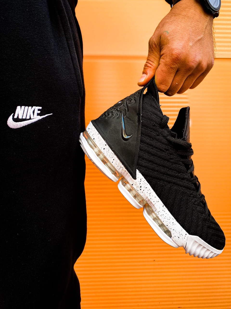 

Кроссовки мужские Nike LeBron 16 черные, Найк Леброн 16, текстильные. код KS-2600 43, Весна\осень, Черный