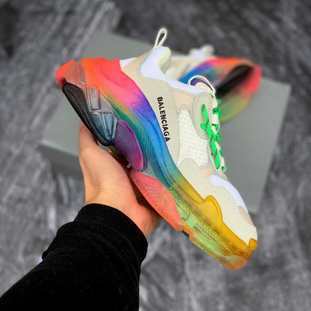 

Женские кроссовки Balenciaga Triple S Clear Sole White Multi