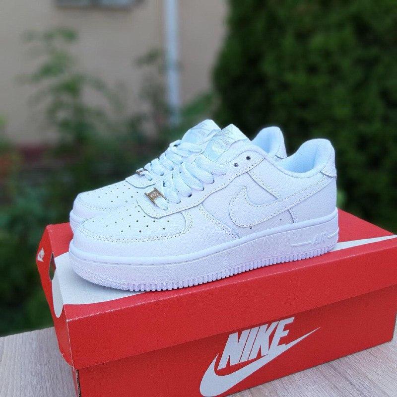 

Кроссовки Nike Air Force 1 белые кожанные межсезонные найк амортизирующие, Белый